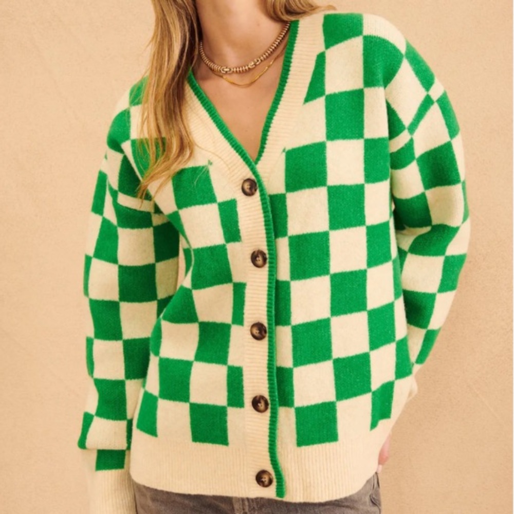 Like-New Green Checkerboard Cardigan Sweater